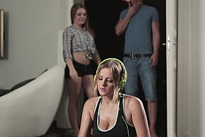 1sexvideos侵犯暴力
